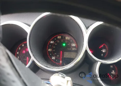 2006 Toyota Matrix Xr from USA, damaged, VIN 2T1KR32E06C582530